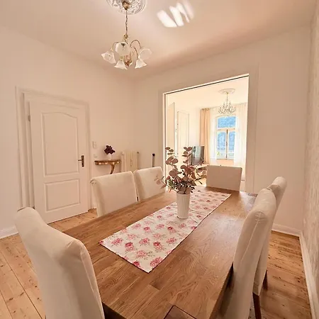 Rheinblick 1 Og Apartment